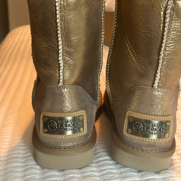 Cosy Gold Leather Boot - Picture 4 of 9
